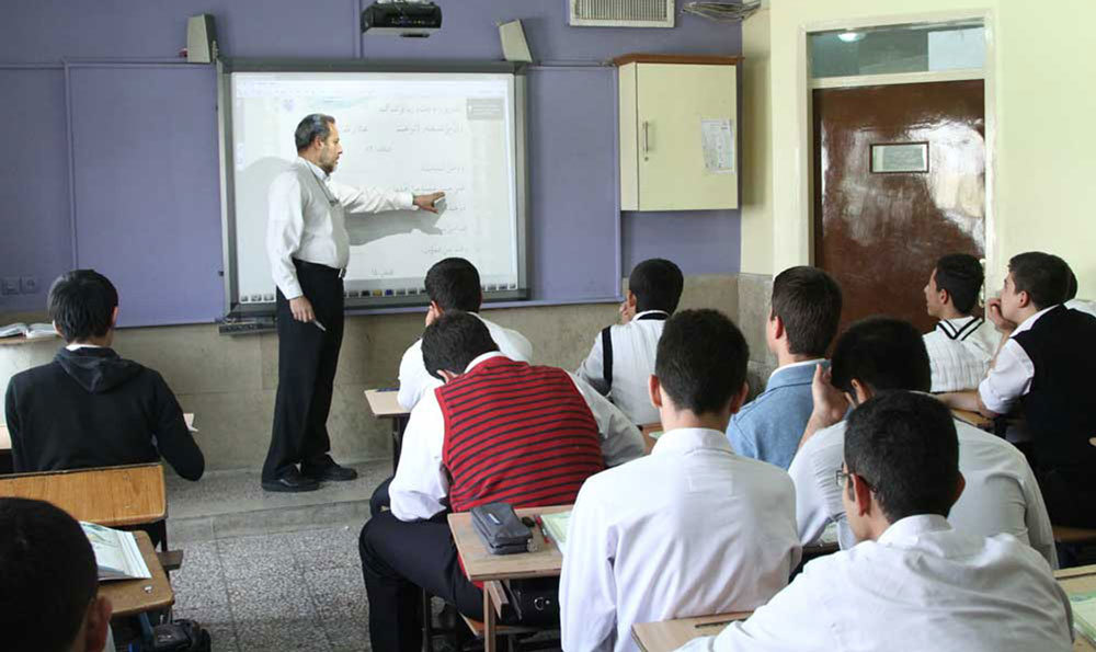 مسعود حمیدی نژاد : آموزش و پرورش خوزستان ده هزار نیرو کم دارد!